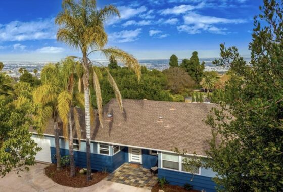20286C1688673971746 18 Stallion Road