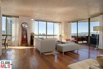 20400C1548389483957 10430 Wilshire