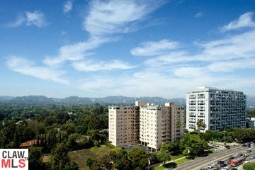 20400C1548389634884 10430 Wilshire