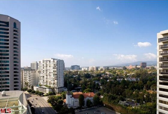 20400C1548389798764 10430 Wilshire