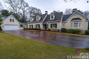 21716C1701380836554 555 Milledge Circle