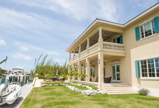 21820C1631285421613 Grand Bahamian Waterfront Estate