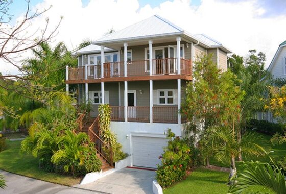 21820C1631800974256 Shoreline Home