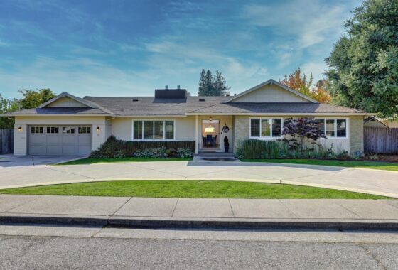 21832C1604346860689 12 Loma Linda Rd