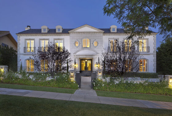 22474C1683827987299 720 N Alta Drive