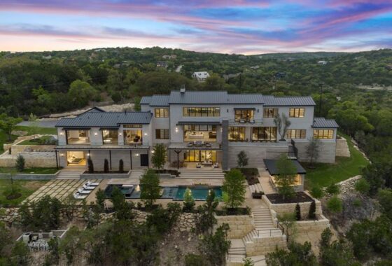 22474C1744911624402 4816 Pecan Chase