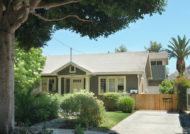 23534 9016 9018 Carson Street