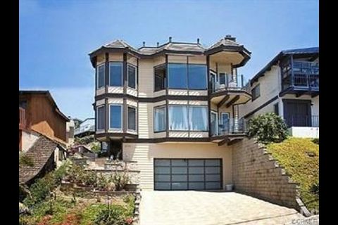 23630C1562790982101 25201 La Cresta Drive