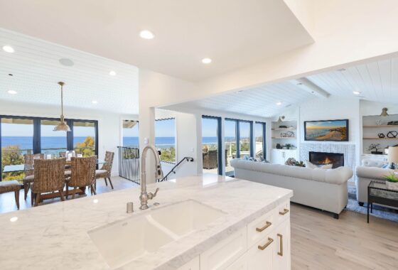 23630C1570173709917 1185 Coast View Drive