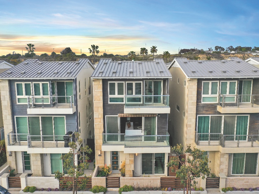 23630C1621989580981 5504 Seashore Drive