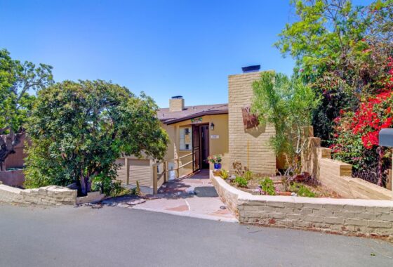23630C1632257079284 2943 Alexander Road