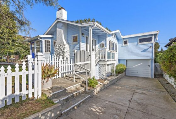 23630C1642717403078 429 Hawthorne Road