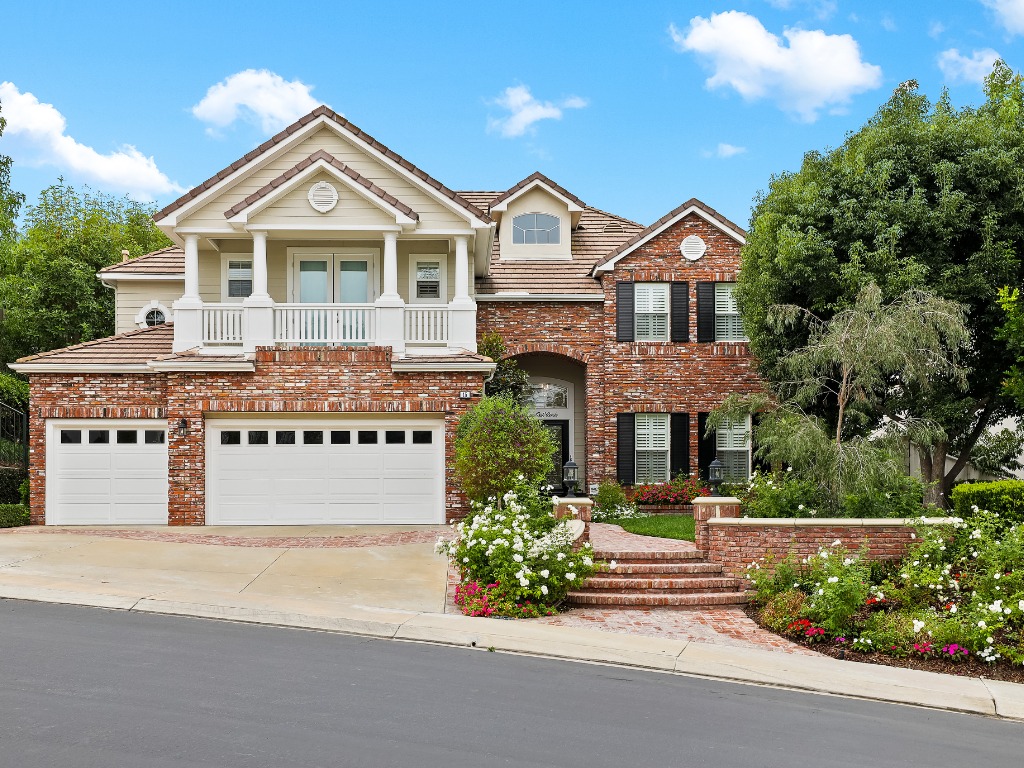 23630C1645050397764 15 Knotty Oak Cir