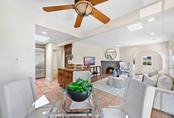 23630C1650523030548 597 Anita Street