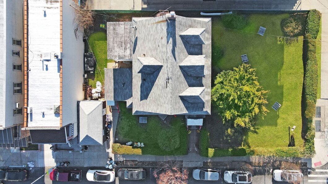 2383C1737581583468 1302 83rd Street
