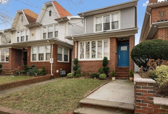2383C1737584149555 52 94th Street