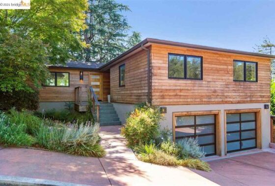 24121C1629397703687 8 Parnassus Rd