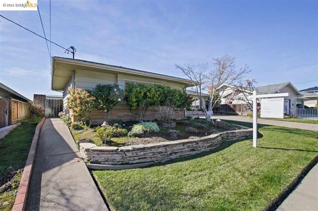 24121C1629397854814 2715 Darius Way