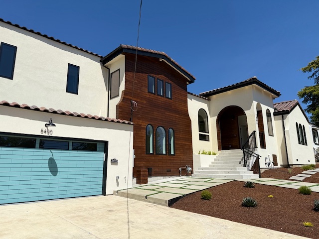 24121C1750956790702 5400 Proctor Ave
