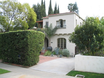 25758 5054 Los Feliz Blvd