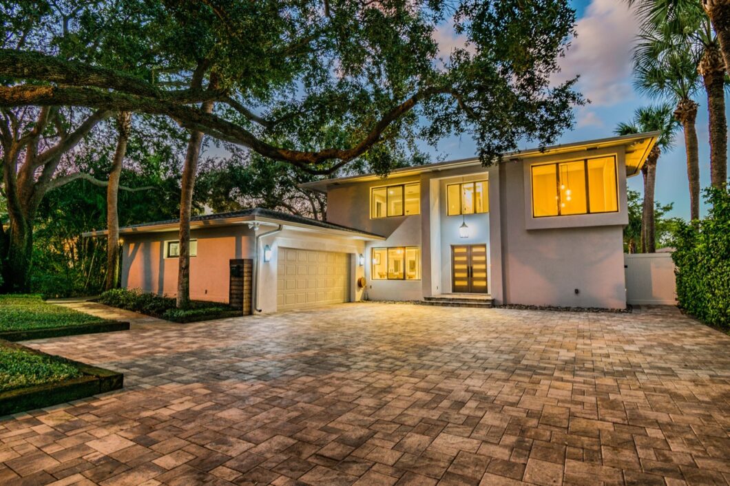 26030C1559142065768 105 Bay Point Dr NE