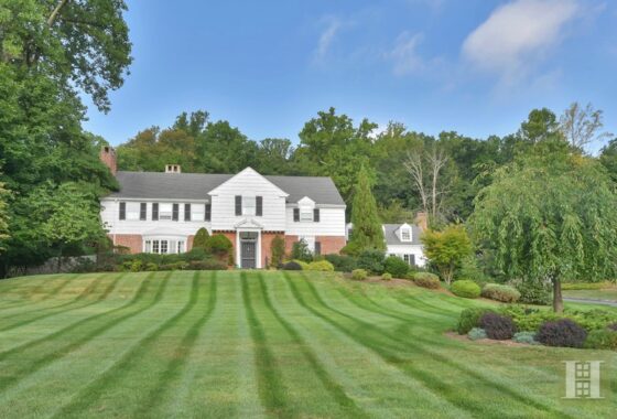 26443C1537983897581 288 Upper Mountain Avenue
