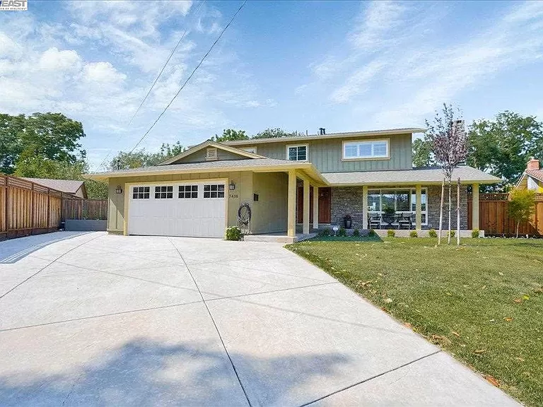 26877C1714839196390 7438 Mancini Ct