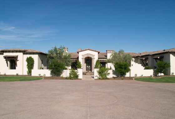 26886C1543520181093 6845 E Solcito Lane