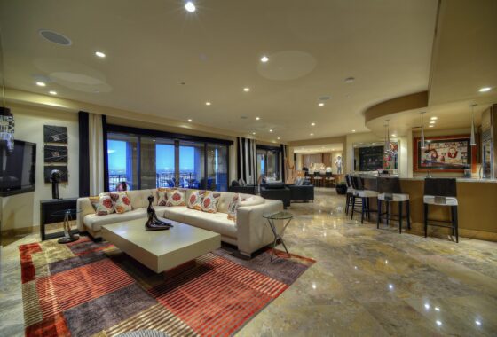 26886C1543527114175 7175 E Camelback Rd