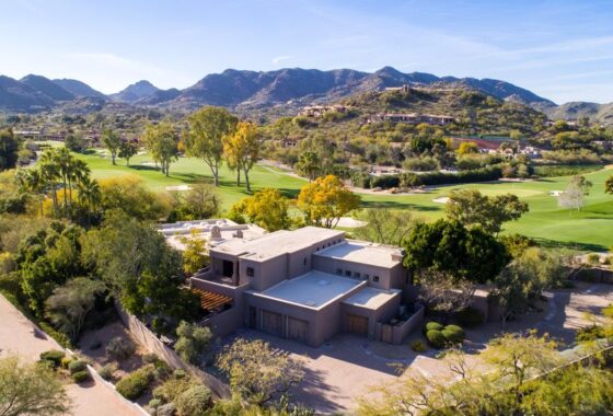 26886C1566323038444 7020 N Desert Fairway Dr