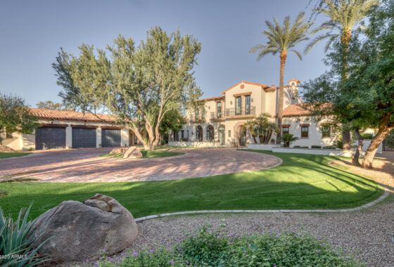 26886C1625678903159 2 Private Listing