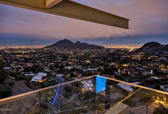 26886C1684780430768 7560 N Silvercrest Way