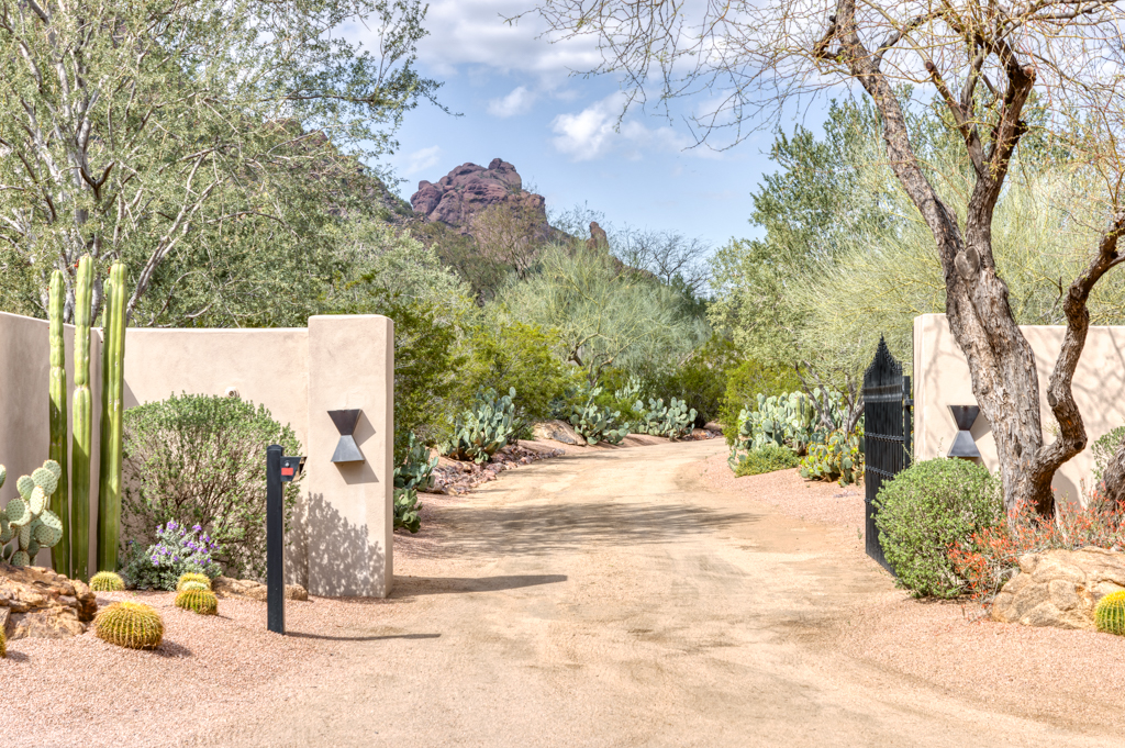 26886C1689196298312 5660 N Saguaro Rd.
