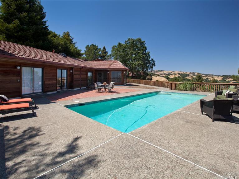 27238 111 Woodside