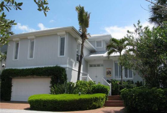 27449 589 BUTTONWOOD BAY DR