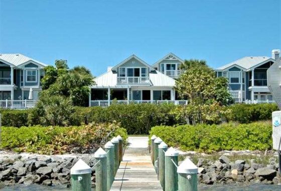 27450 581 BUTTONWOOD BAY DR