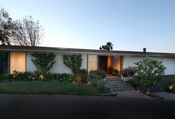 28002 3875 Beverly Ridge Dr.