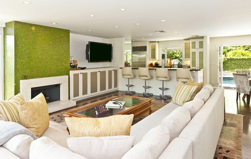 28046 1523 N Doheny Drive