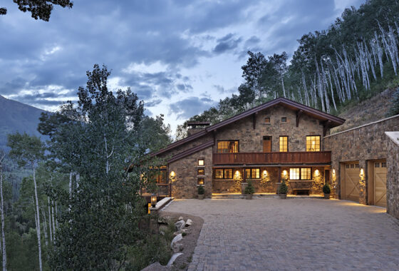 28551C1544135702716 6700 Castle Creek Road