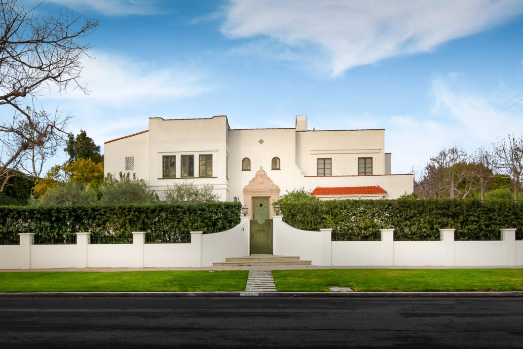 28847C1563486480158 555 South Burlingame