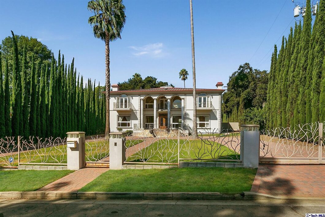 29212C1569411649096 4465 Gould Ave, La Canada