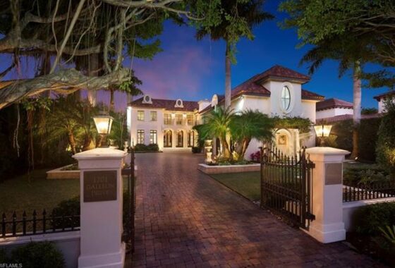 29596C1537421805017 1201 Galleon Dr