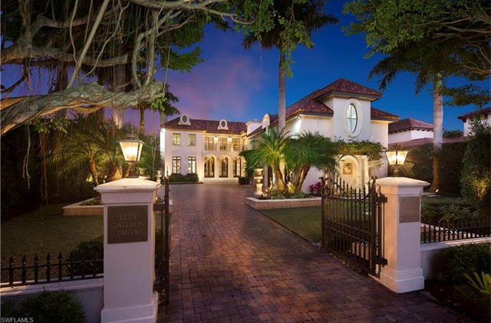 29596C1537421805017 1201 Galleon Dr