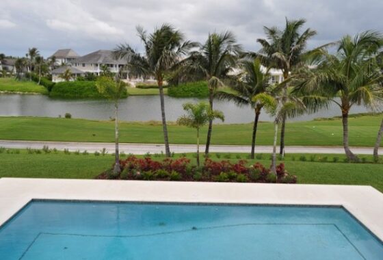 30177 Paradise Island