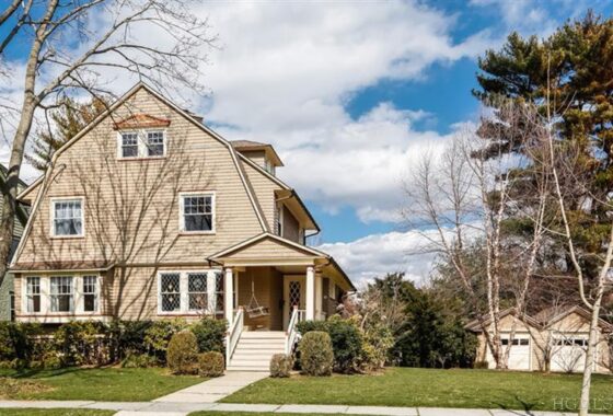 31601 7 Thompson Pl