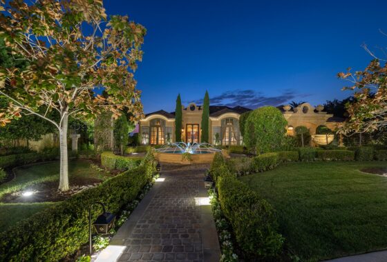 31724C1760325647113 30 Pelican Crest Dr