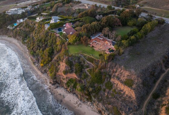 31724C1760329106997 32752 Pacific Coast Hwy.