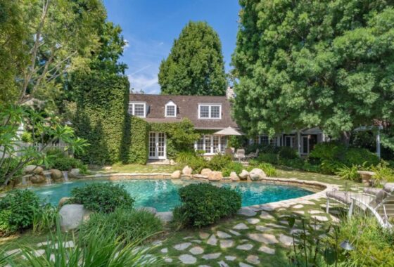 31724C1761115629972 814 Cinthia St