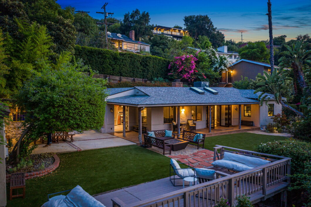 31724C1762225820518 11453 Laurelcrest Dr.