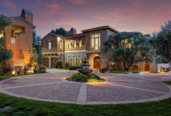 31724C1762511048125 5150 Garrett Ct.